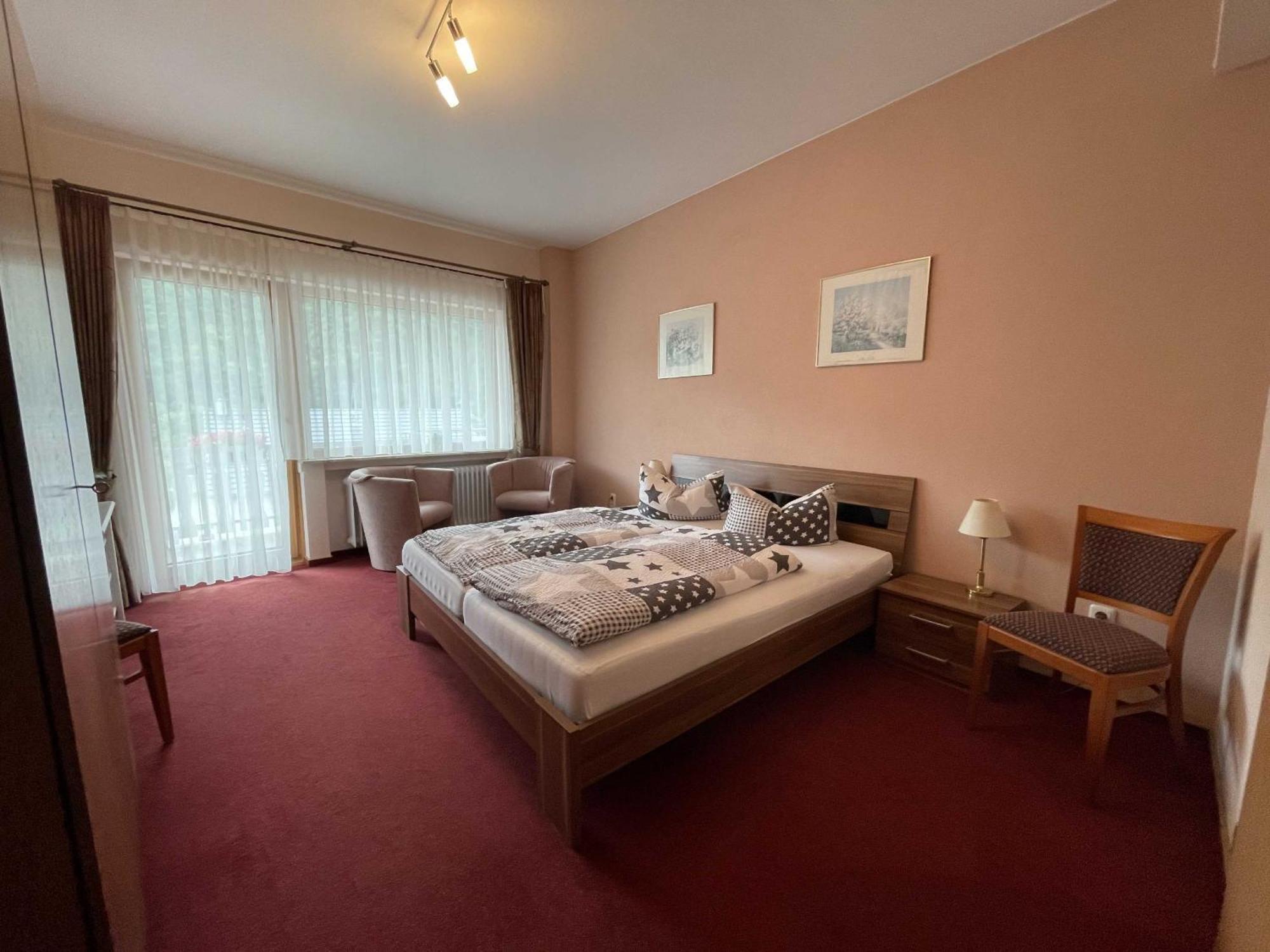 Hotel Zur Mosel Minheim Εξωτερικό φωτογραφία