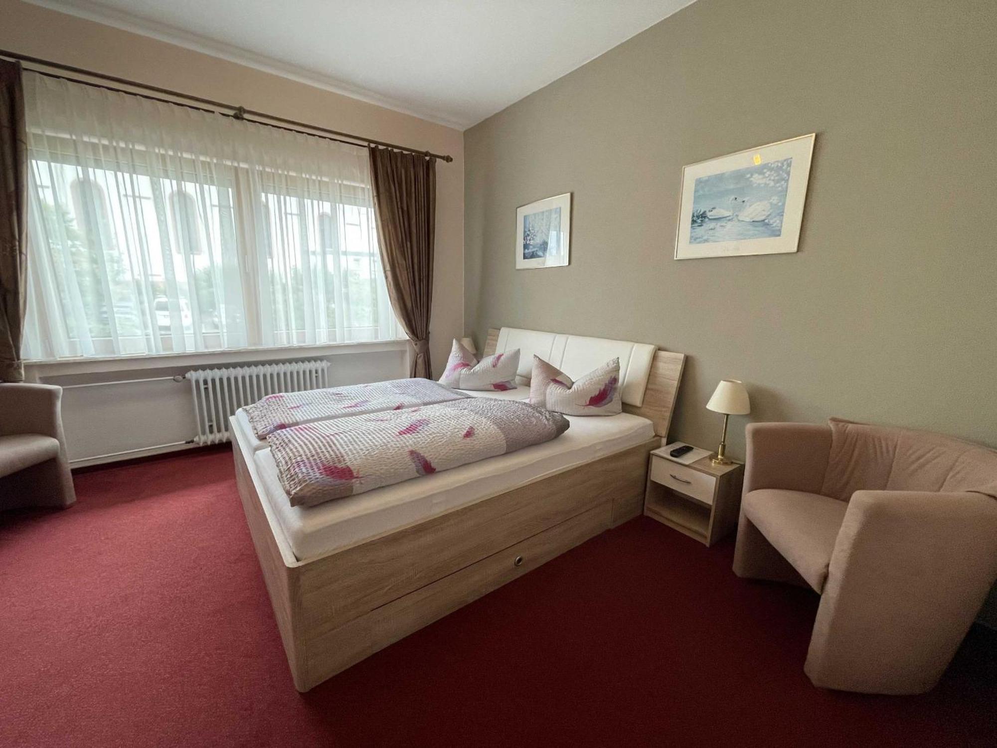 Hotel Zur Mosel Minheim Εξωτερικό φωτογραφία